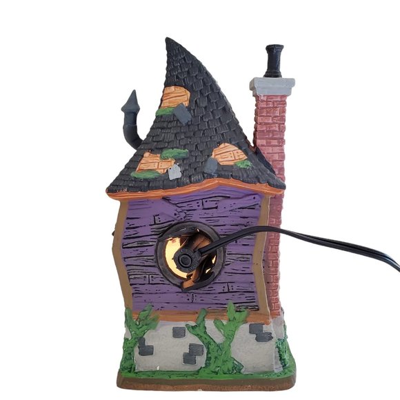 Lemax Spooky Town Collection  2017 Lemax Spooky Town Witches Bungalow Light Up House Halloween Village